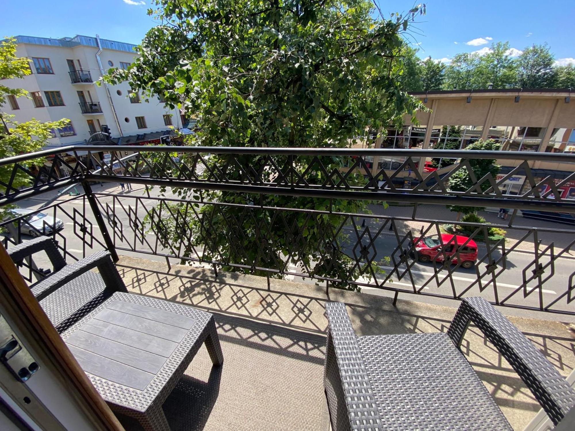 Apartamenty Zakopanepoleca - Krupowki Centrum Екстериор снимка