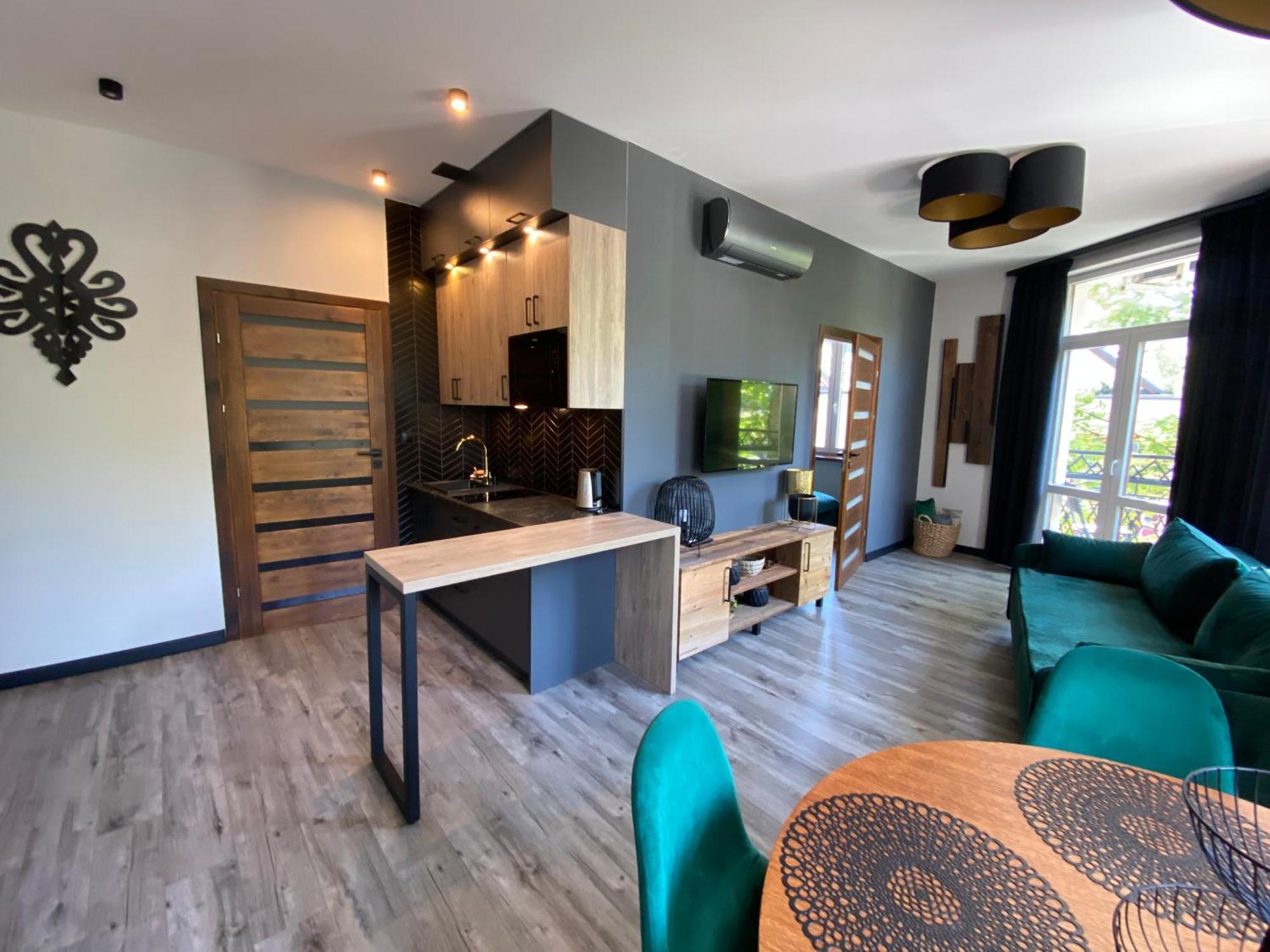 Apartamenty Zakopanepoleca - Krupowki Centrum Екстериор снимка