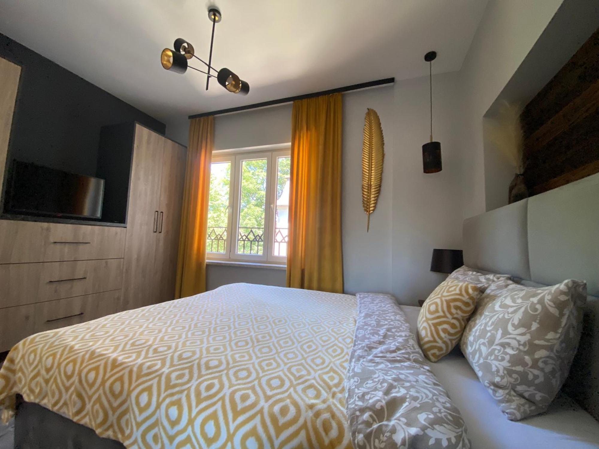 Apartamenty Zakopanepoleca - Krupowki Centrum Екстериор снимка